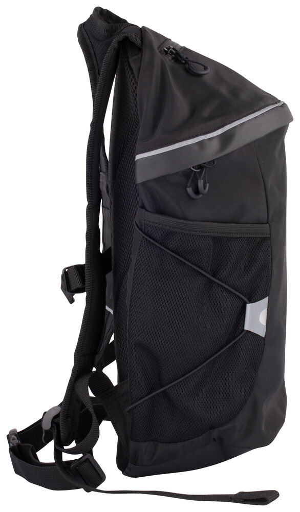 040242_DayBackpack_Black_Right
