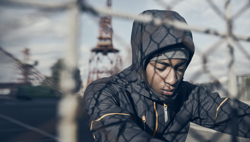 1905072-947563_1906845-950000