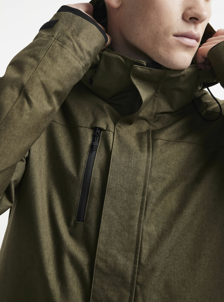 1906322-671000_Mountain-padded-jacket-M_Closeup3