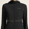 1906435-999000_Urban-Run-Hood-Jacket-W_closeup5