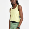 1908770-541000_ADV-Essence-Singlet-W_Closeup1