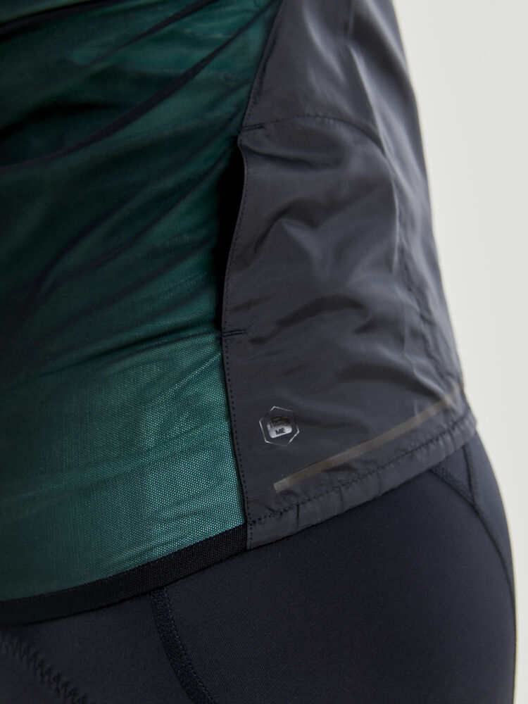 1908793_999000_Essence-Light-Wind-Vest_C3