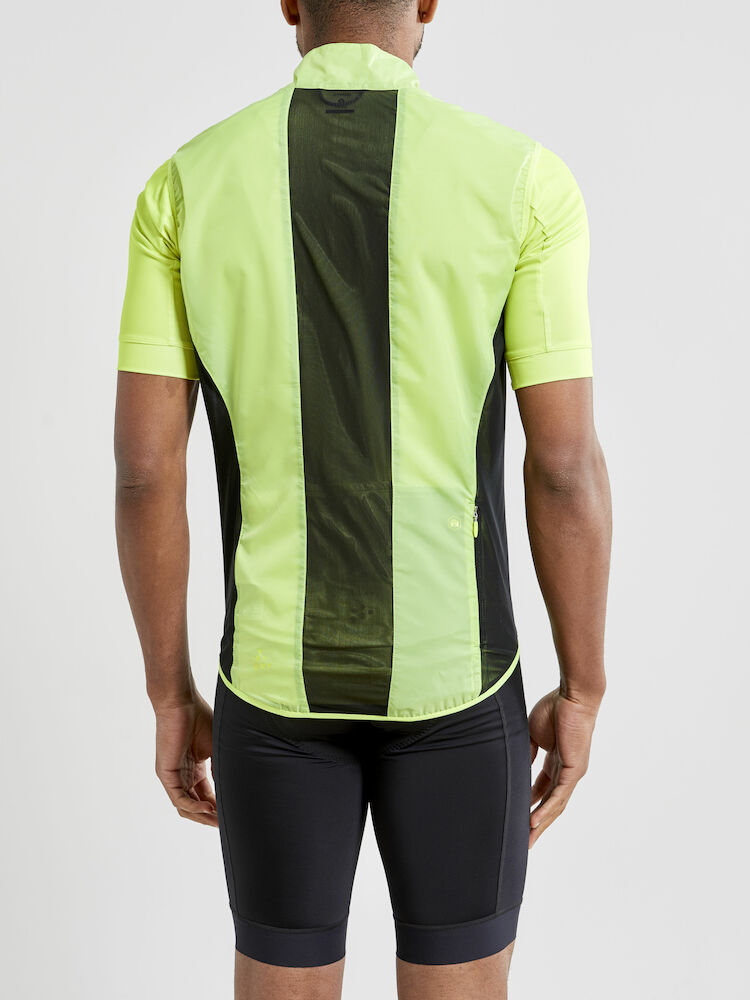 1908814-851000_Essence-Light-Wind-Vest_Closeup2