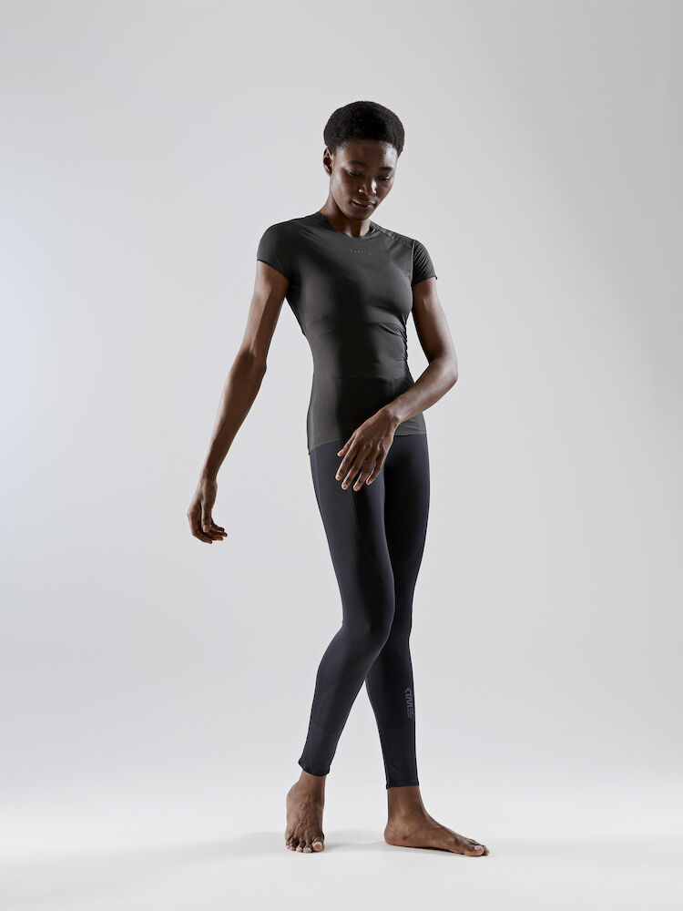 1908854-999000_Pro-Dry-Nanoweight-SS_Closeup6