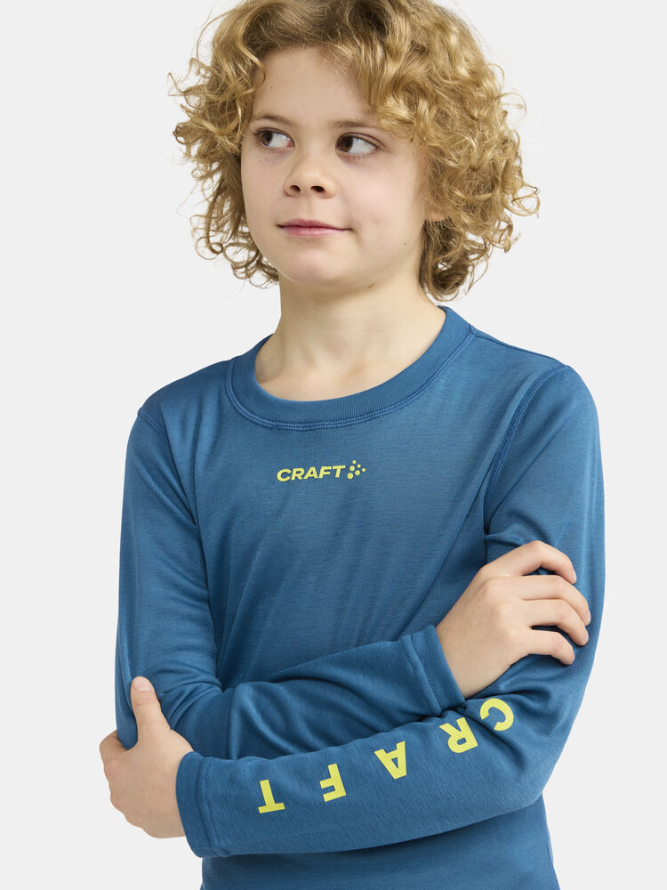 1909712-337000_CORE-Warm-Baselayer-Set-J_Closeup5