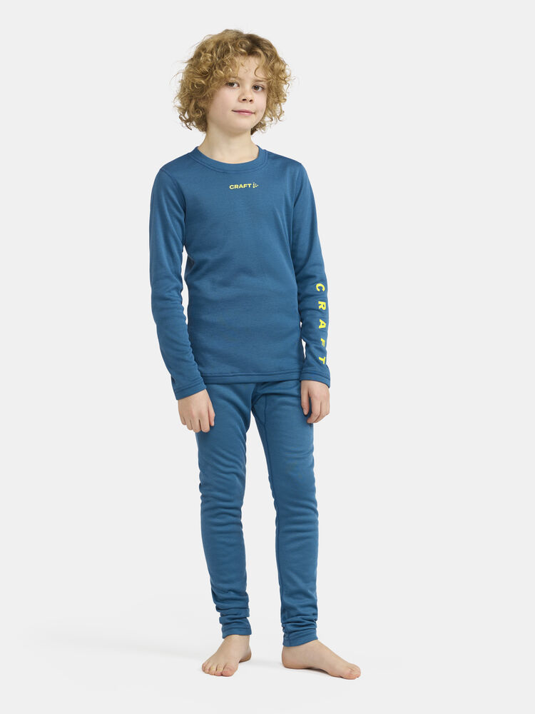 1909712-337000_CORE-Warm-Baselayer-Set-J_Closeup6
