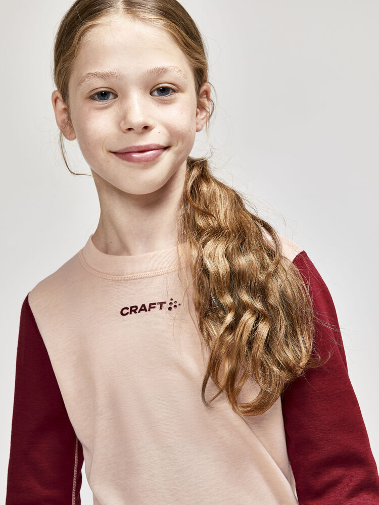 1909712-718488_CORE-Warm-Baselayer-Set-J_Closeup3