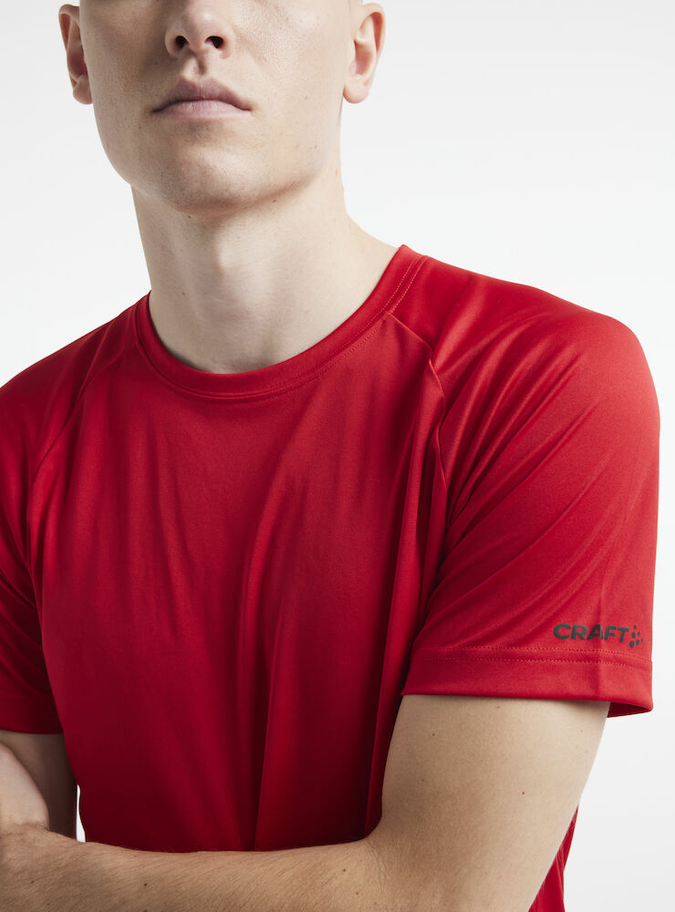 1909878-430000_Core-Unify-Training-Tee-M_Closeup3