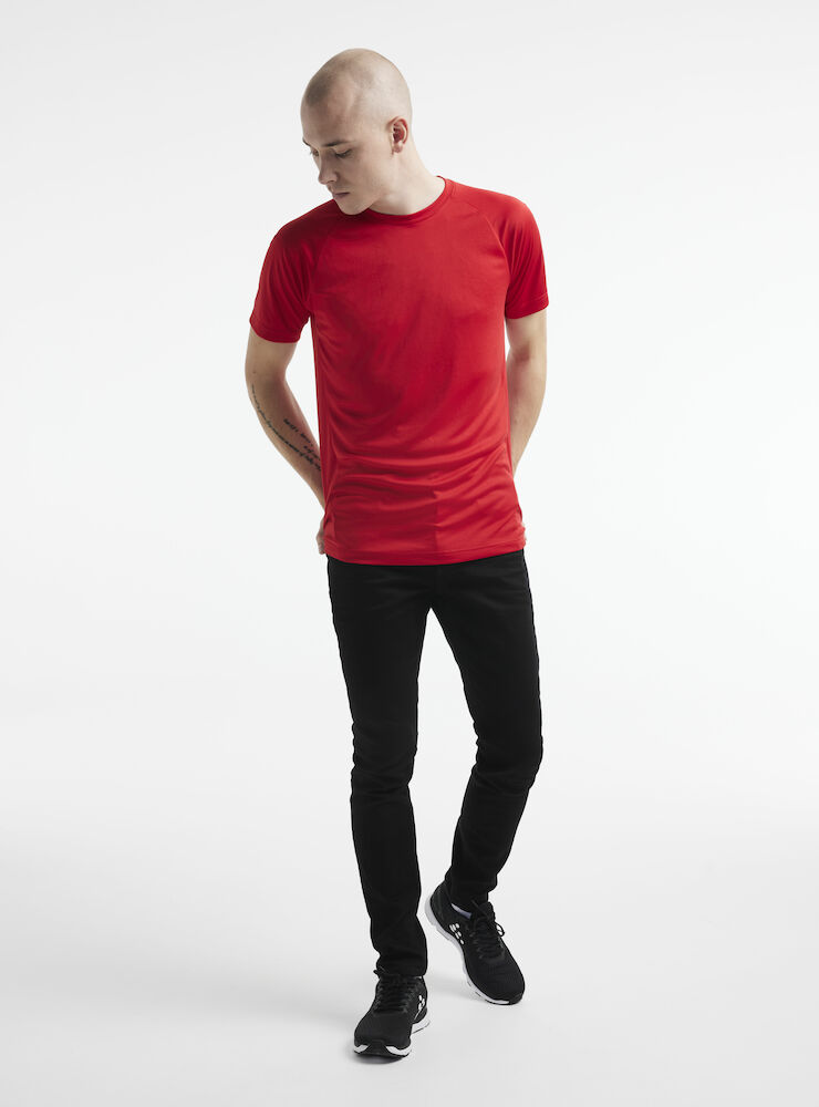 1909878-430000_Core-Unify-Training-Tee-M_Closeup6