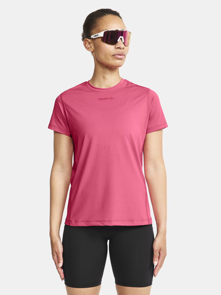 1909984-745000_ADV-Essence-SS-Tee-W_closeup1