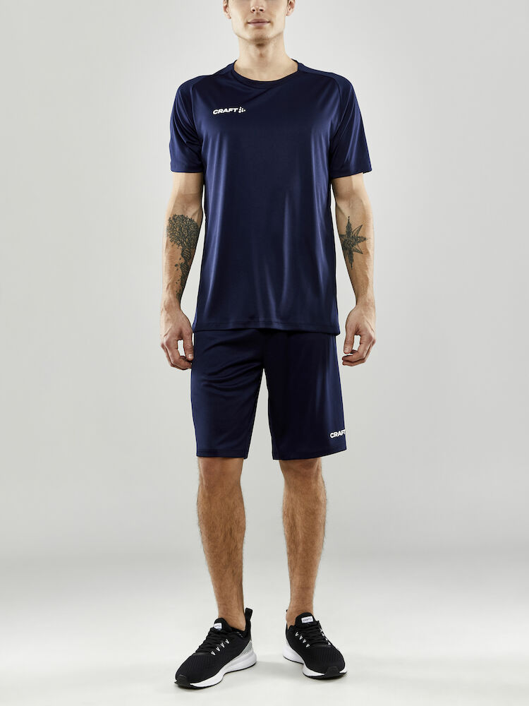 1910145-390000_Evolve-Shorts-M_Closeup6