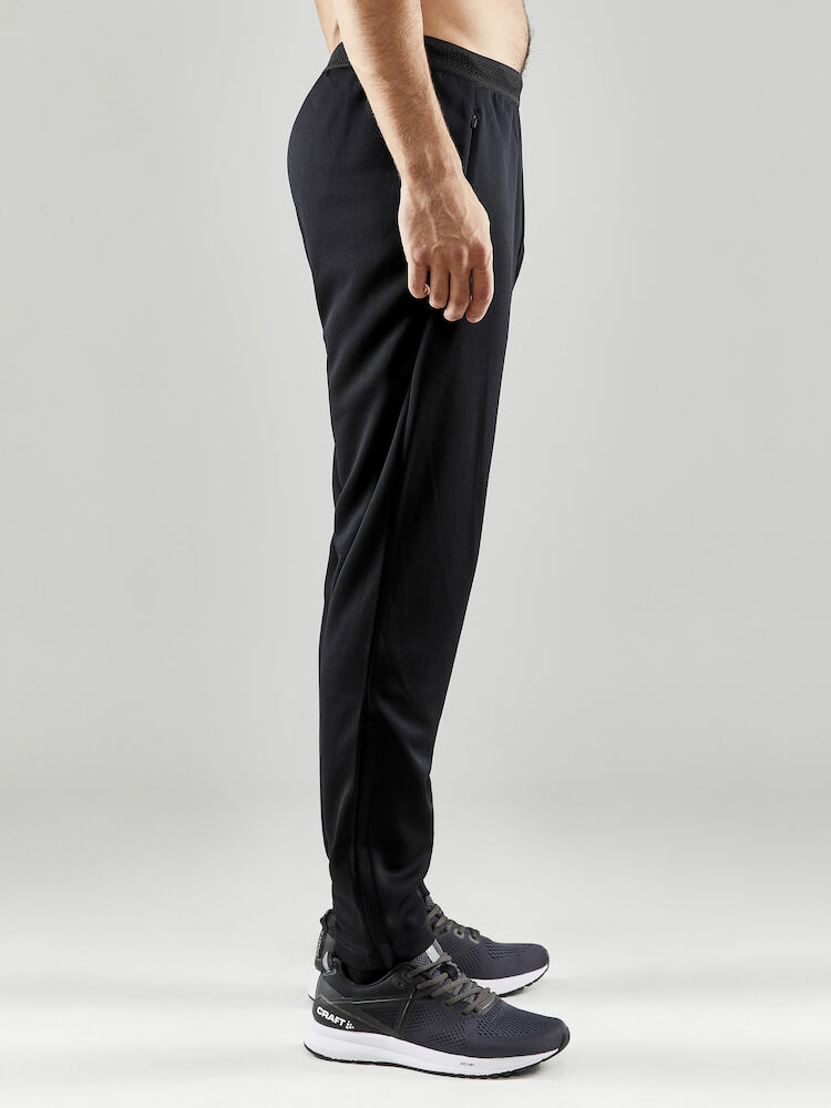 1910163-999000_Evolve-Pants-M_Closeup2