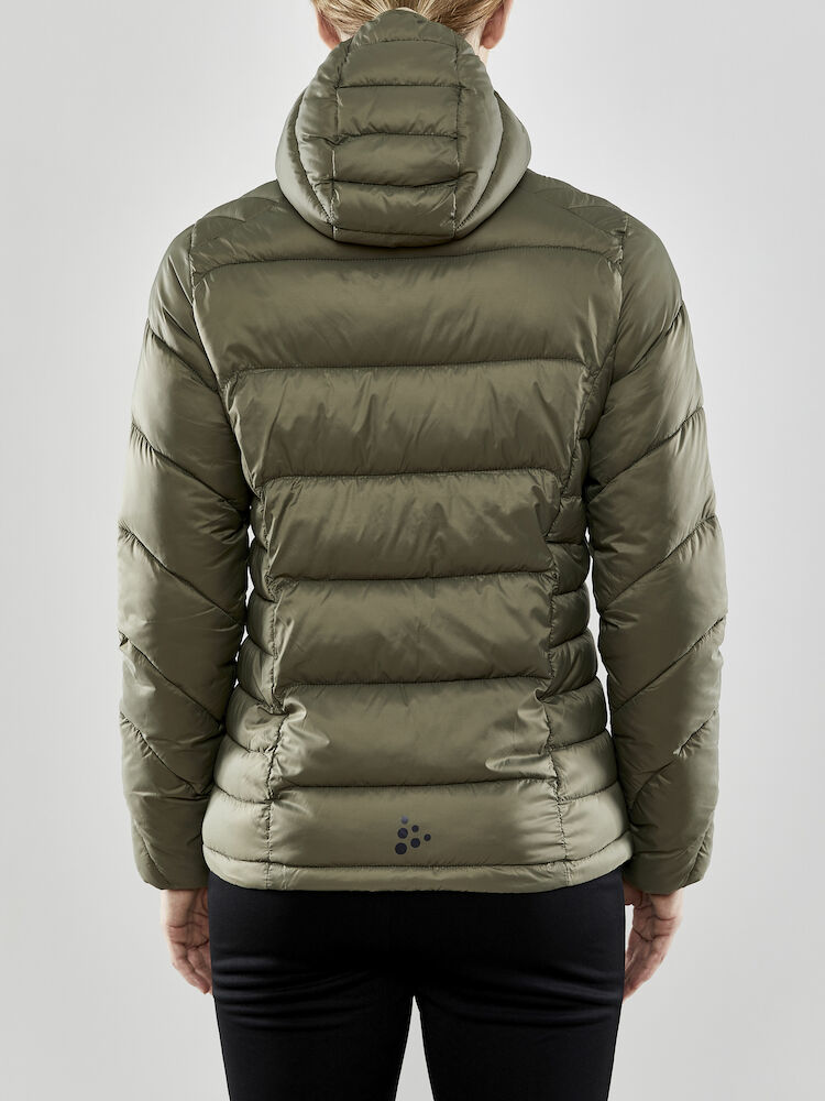 1910391-664000_CORE-Explore-Isolate-Jacket-W_Closeup3