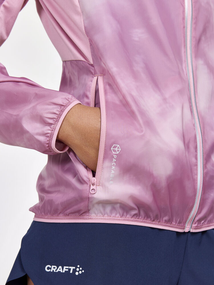 1910427-743007_PRO-Hypervent-Jacket-W_Closeup5