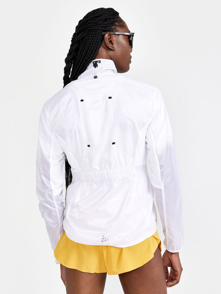 1910427-900000_PRO-Hypervent-Jacket-W_Closeup2