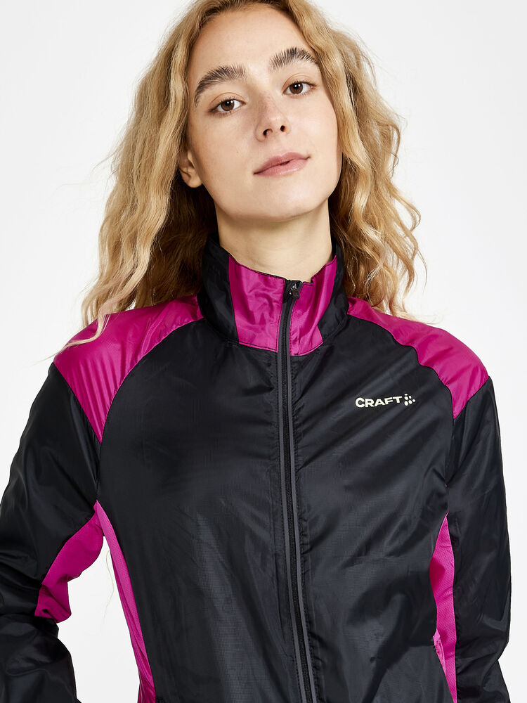 1910427-999486_PRO-Hypervent-Jacket-W_Closeup3
