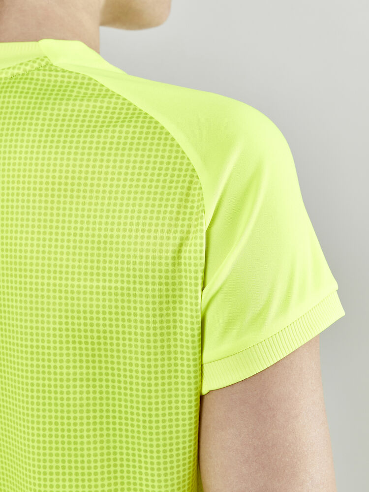 1910954-851000_Evolve-Referee-Jersey-W_Closeup6