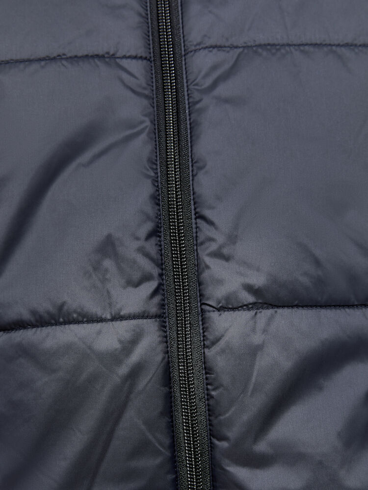1910986-999000_CORE-Light-Padded-Vest-M_Closeup5