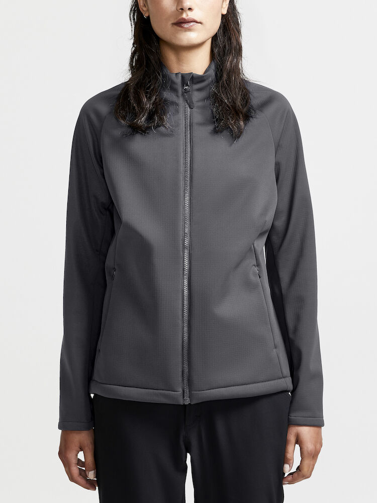1910991-985000_CORE-Explore-Soft-Shell-Jacket-W_Closeup1