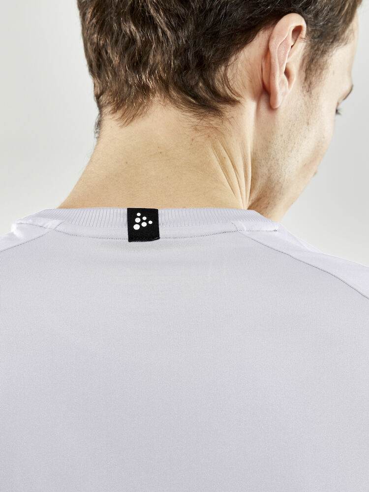 1911100-900000_Progress-Indoor-Jersey-M_Closeup5