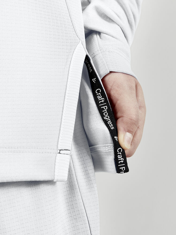 1911108-900000_Progress-LS-Basket-Jersey-Jr_Closeup5