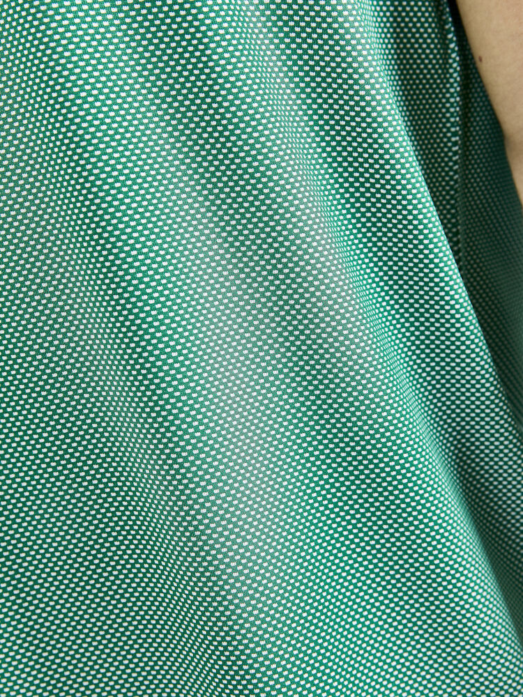 1911109-651900_Progress-Reversible-Basket-Singlet-M_Closeup5