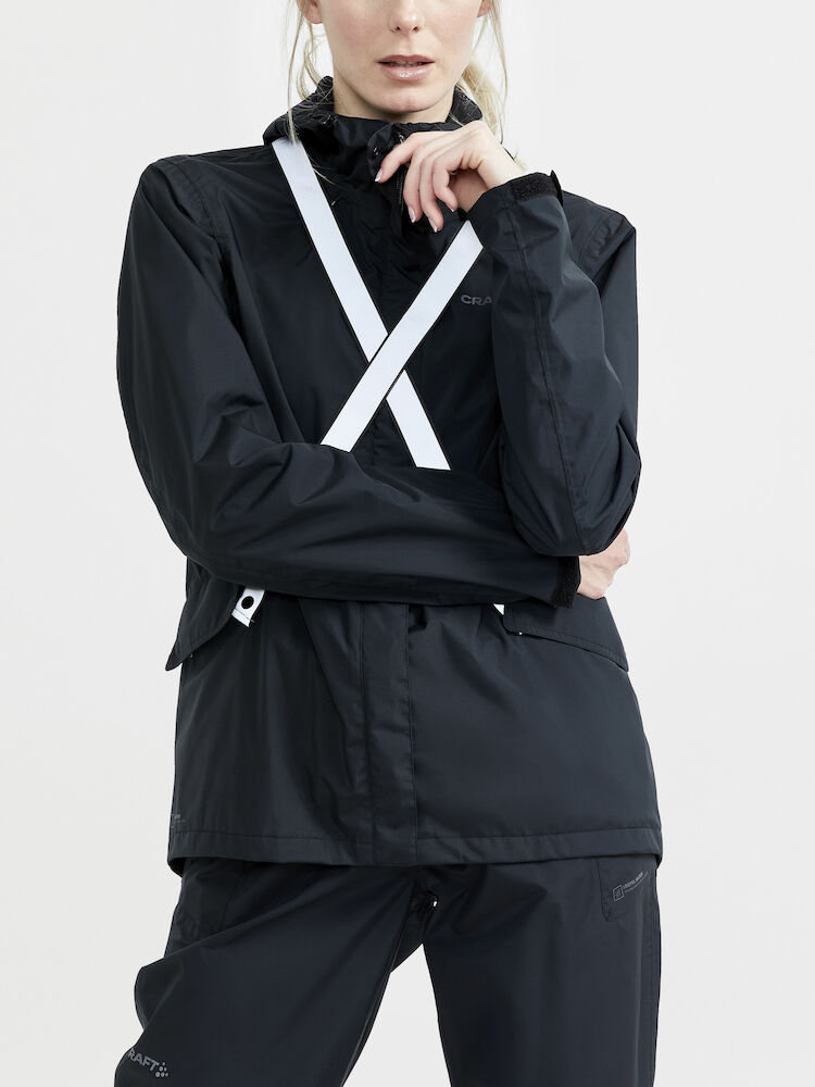 1911428-999000_CORE-Bike-Ride-Hydro-Lumen-Jacket-W_Closeup1