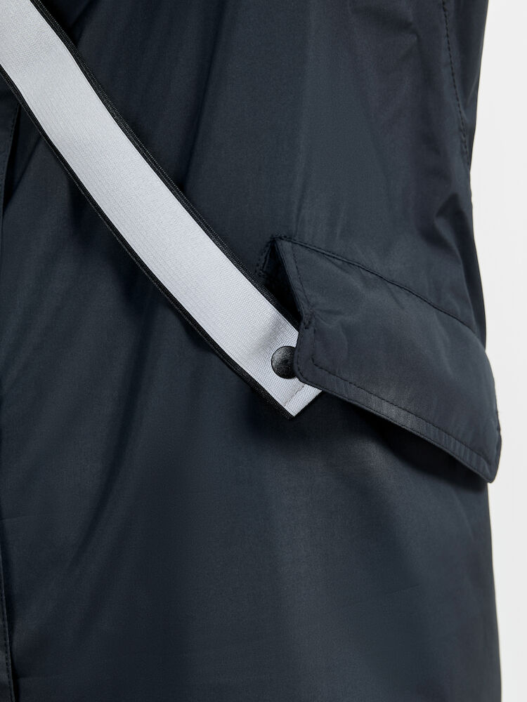 1911428-999000_CORE-Bike-Ride-Hydro-Lumen-Jacket-W_Closeup6