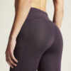 1911916-499000_ADV-Essence-Tights-2-W_closeup6