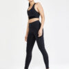 1911916-999000_ADV-Essence-Tights-2-W_Closeup4