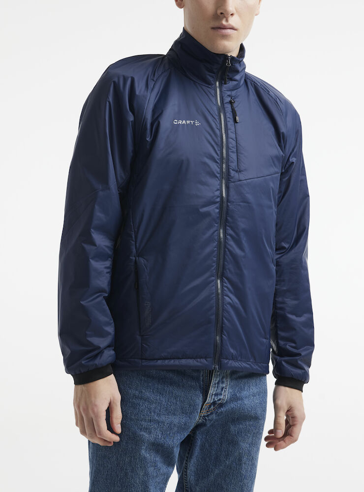 1912215-396000_CORE-Light-Padded-Jacket-M_Closeup1