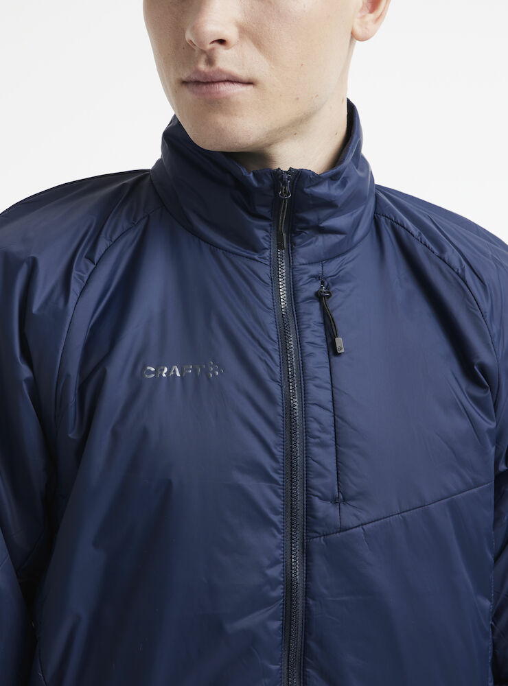 1912215-396000_CORE-Light-Padded-Jacket-M_Closeup4