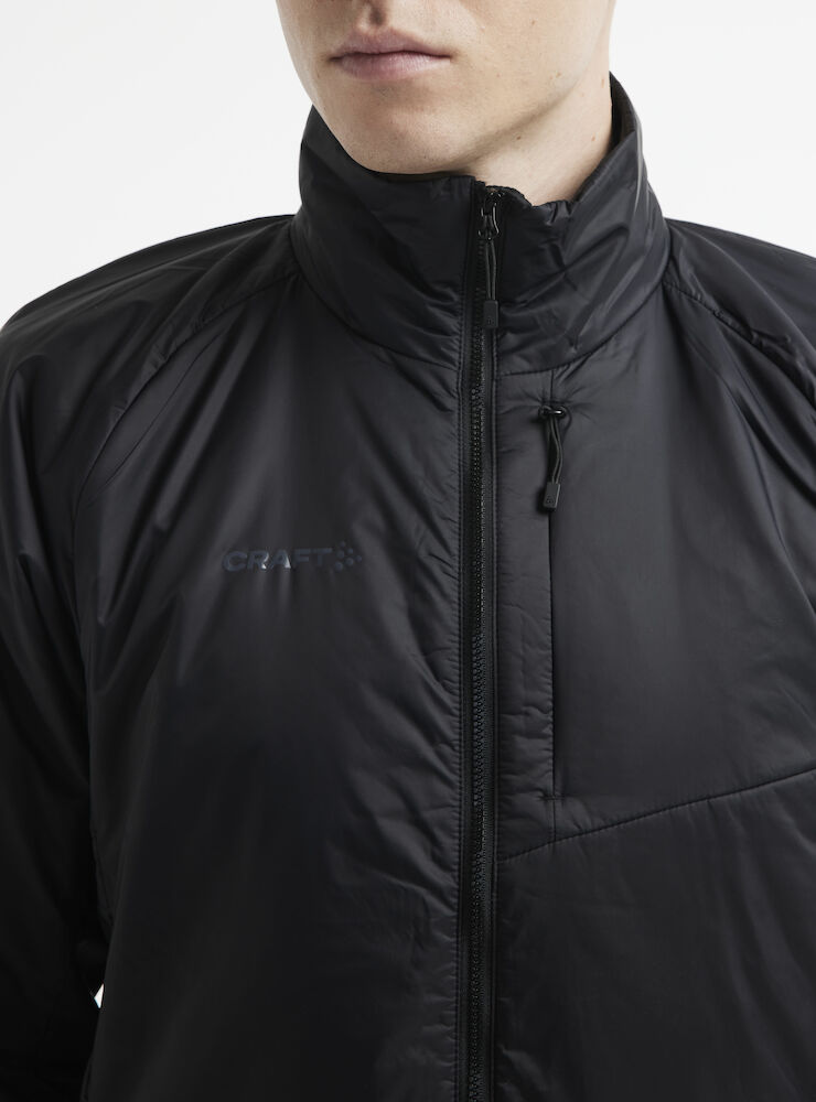 1912215-999000_CORE-Light-Padded-Jacket-M_Closeup4