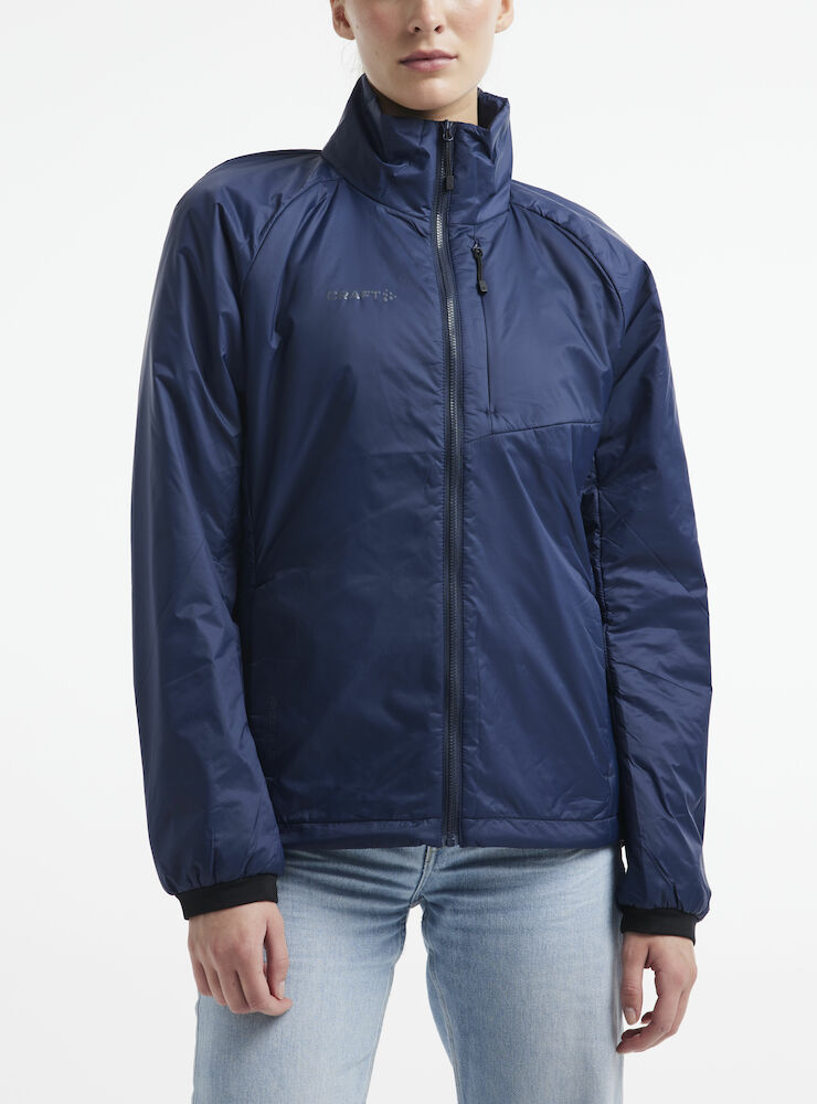 1912216-396000_CORE-Light-Padded-Jacket-W_Closeup1