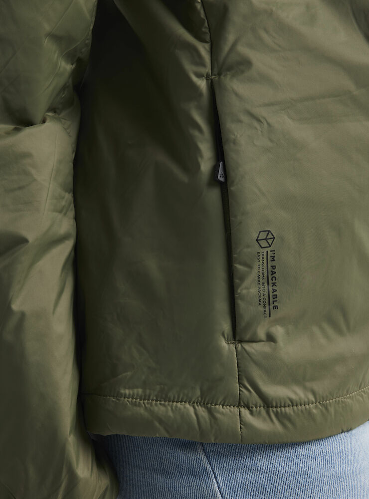 1912216-664000_CORE-Light-Padded-Jacket-W_Closeup4