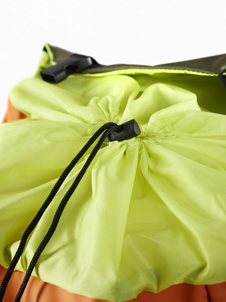 1912510-580000_Adv-Entity-Travel-Backpack-40-L_Closeup2