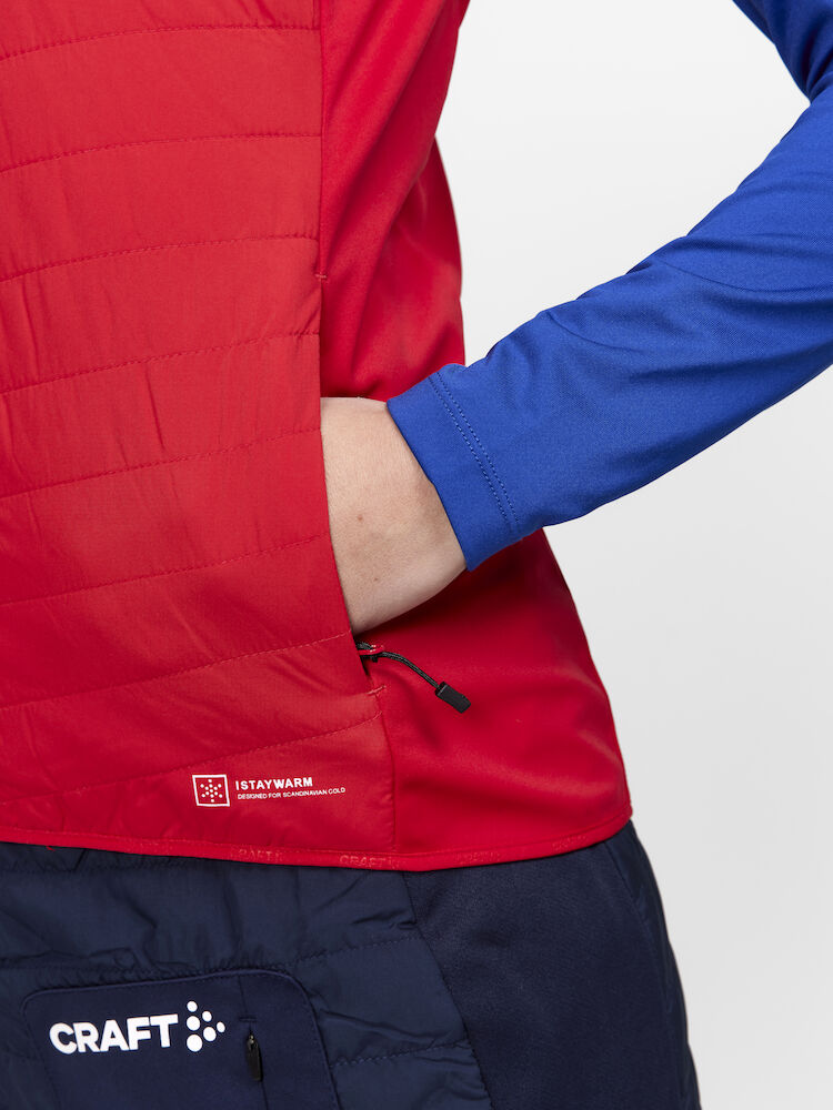 1912526-430000_ADV-Nordic-Ski-Club-Vest-W_Closeup4