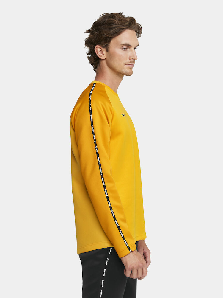 1912734-552511_Squad-2.0-Crewneck-M_Closeup2