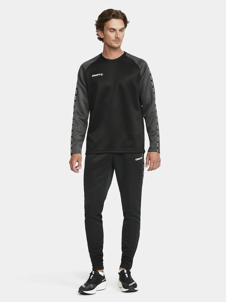 1912734-999985_Squad-2.0-Crewneck-M_Closeup5