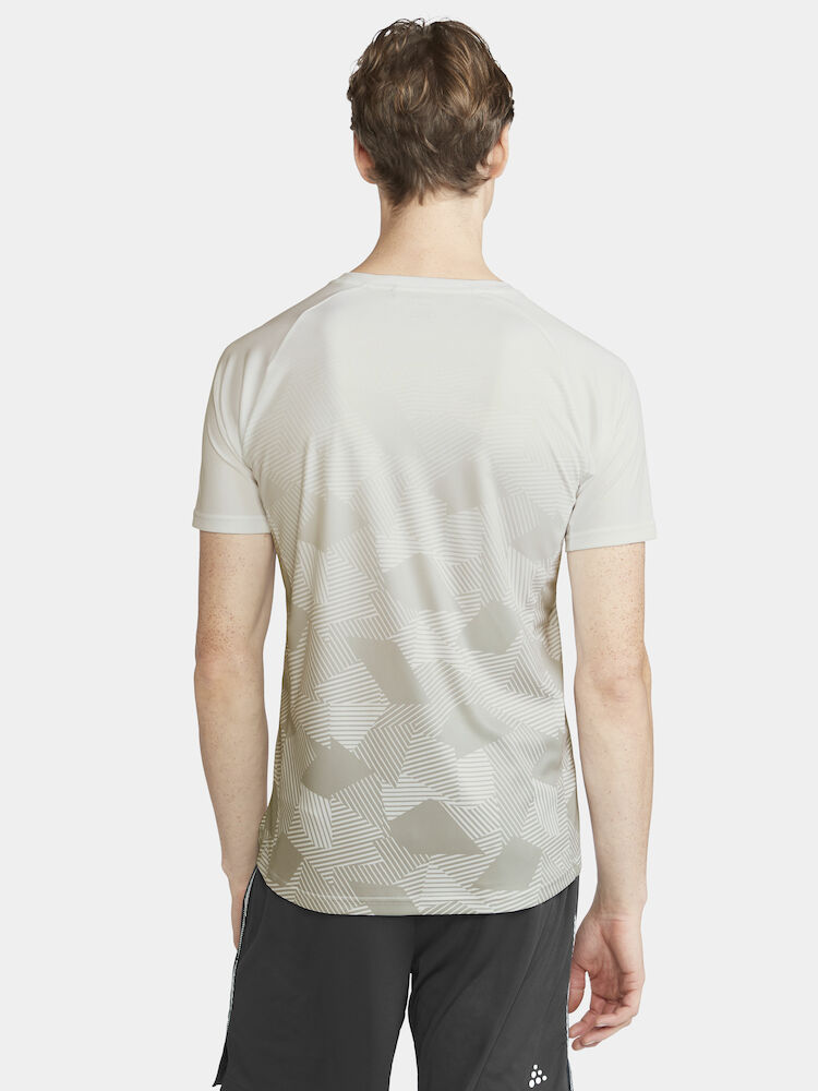 1912759-900000_Premier-Fade-Jersey-M_Closeup3