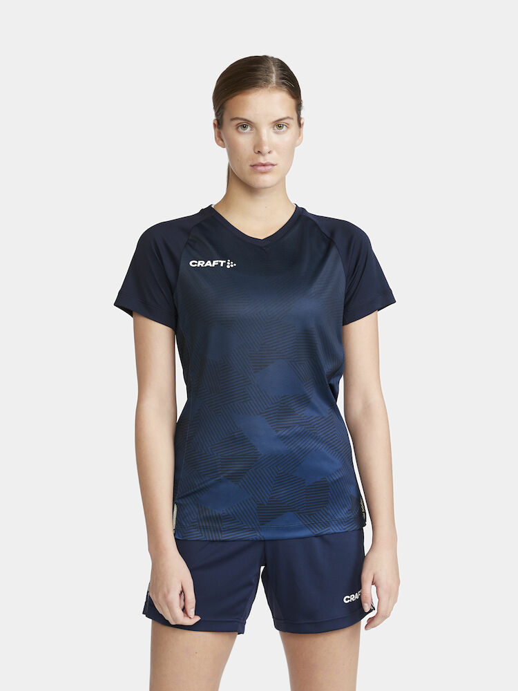 1912760-390000_Premier-Fade-Jersey-W_Closeup1