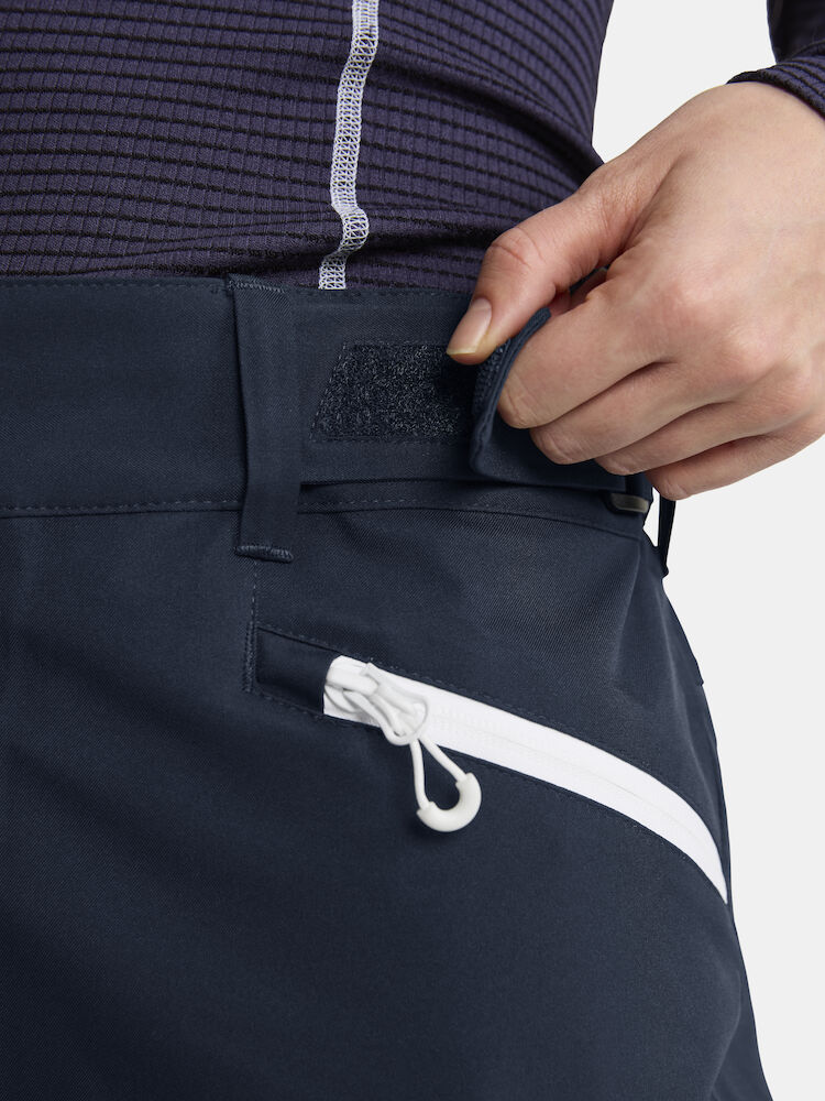 1913296-396000_NOR-Block-Shell-Pant-W_closeup_01228