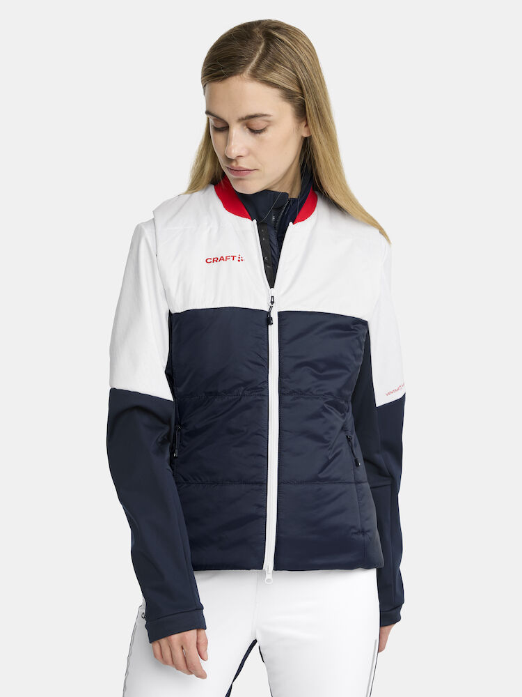 1913336-396900_NOR-Core-Light-Padded-Vest-W_closeup_01471