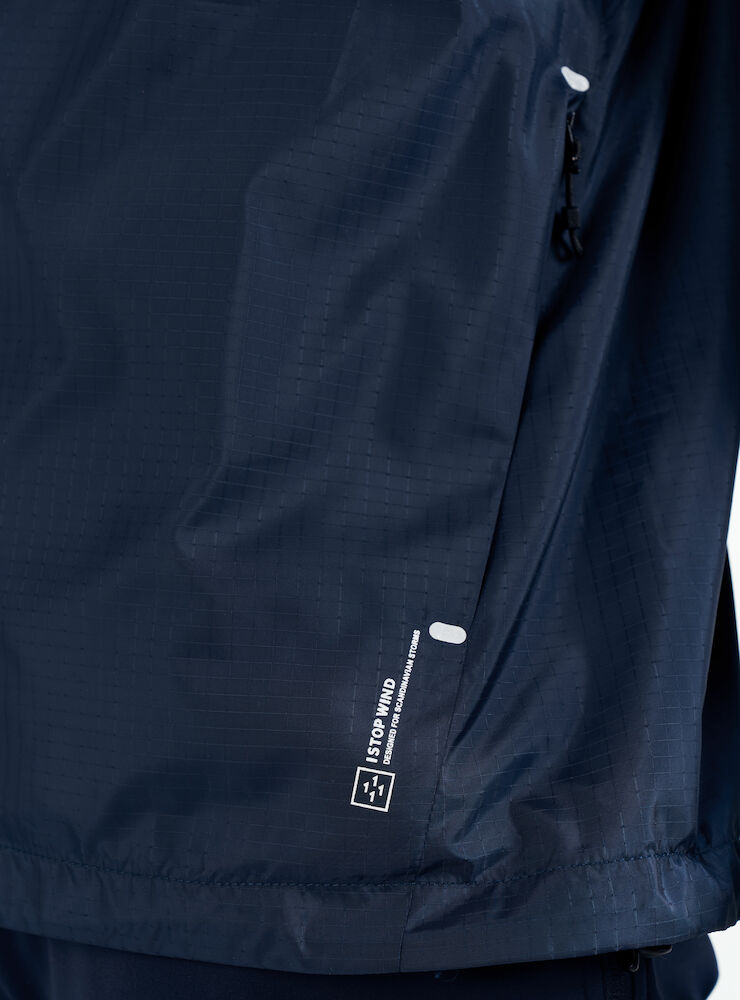 1913386-396999_CORE-Unify-Wind-Jacket-M_Closeup5