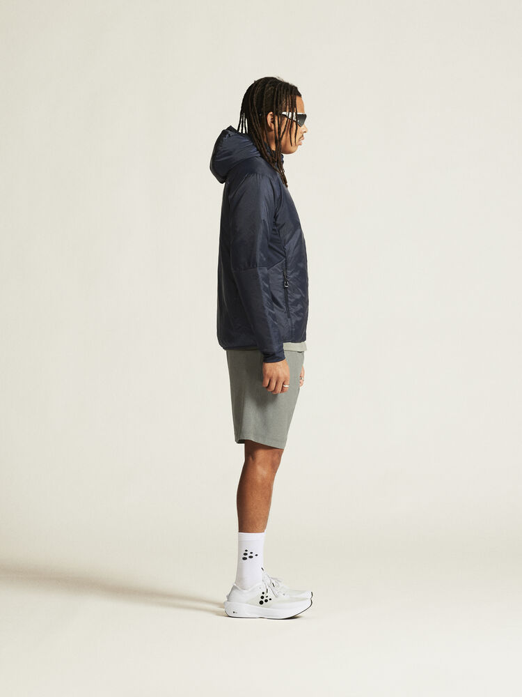 1913804-396000_ADV-Explore-Lightweight-Jacket-M_closeup2