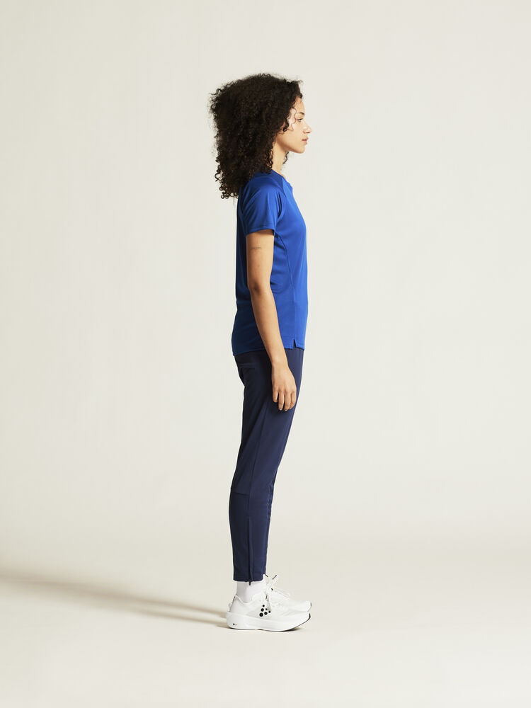 1914656-346000_Rush-2-SS-Tee-W_closeup2