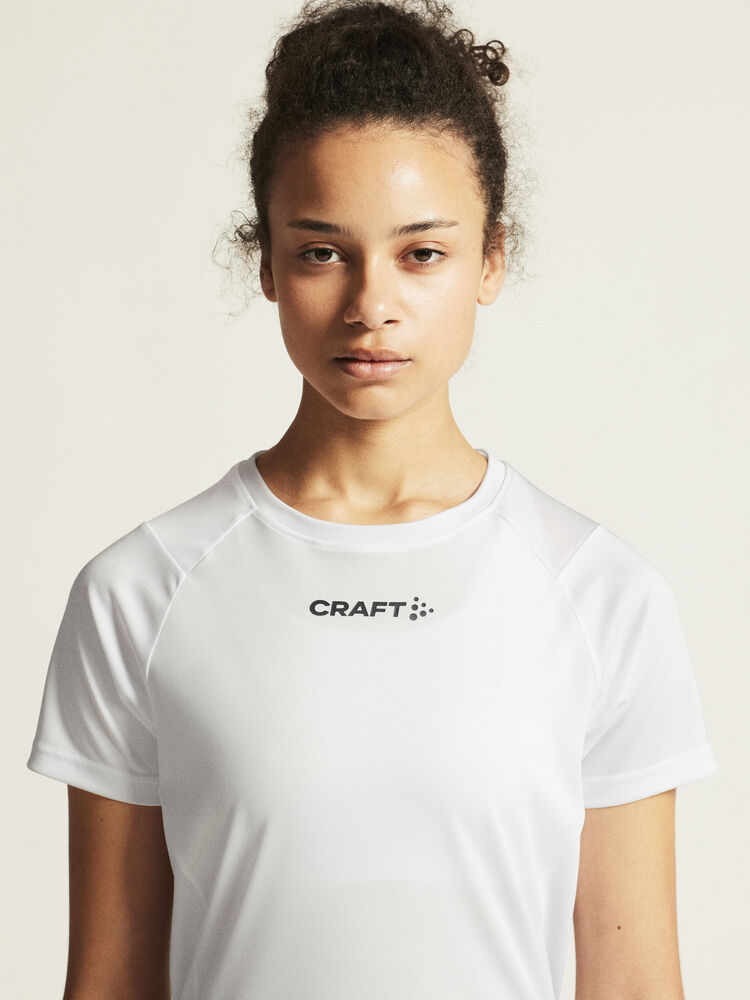 1914656-900000_Rush-2-SS-Tee-W_closeup6
