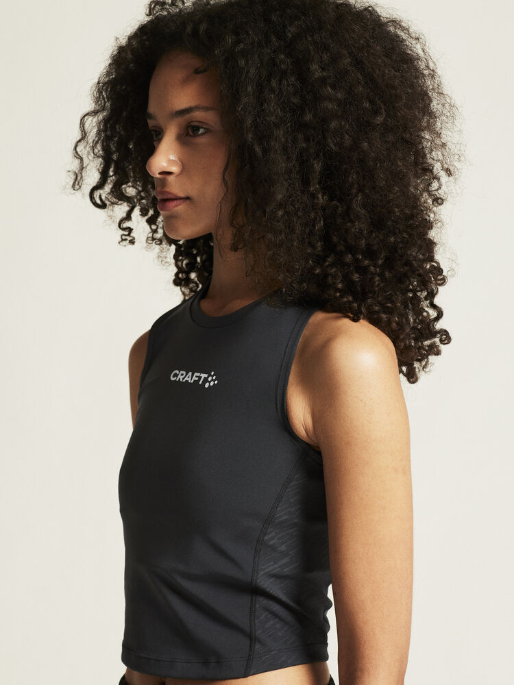 1914665-999000_Rush-2-Crop-Singlet-W_closeup6
