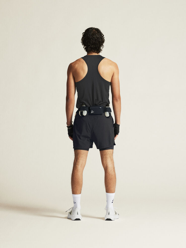 1914713-999000_ADV-Essence-Singlet-2-M_closeup3