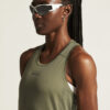 1914796-664000_ADV-Essence-Singlet-2-W_closeup5